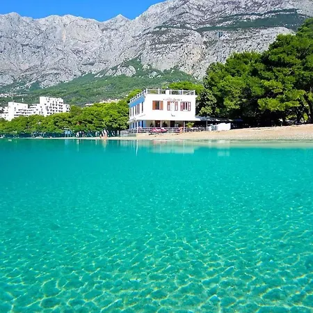 Furulund * Makarska